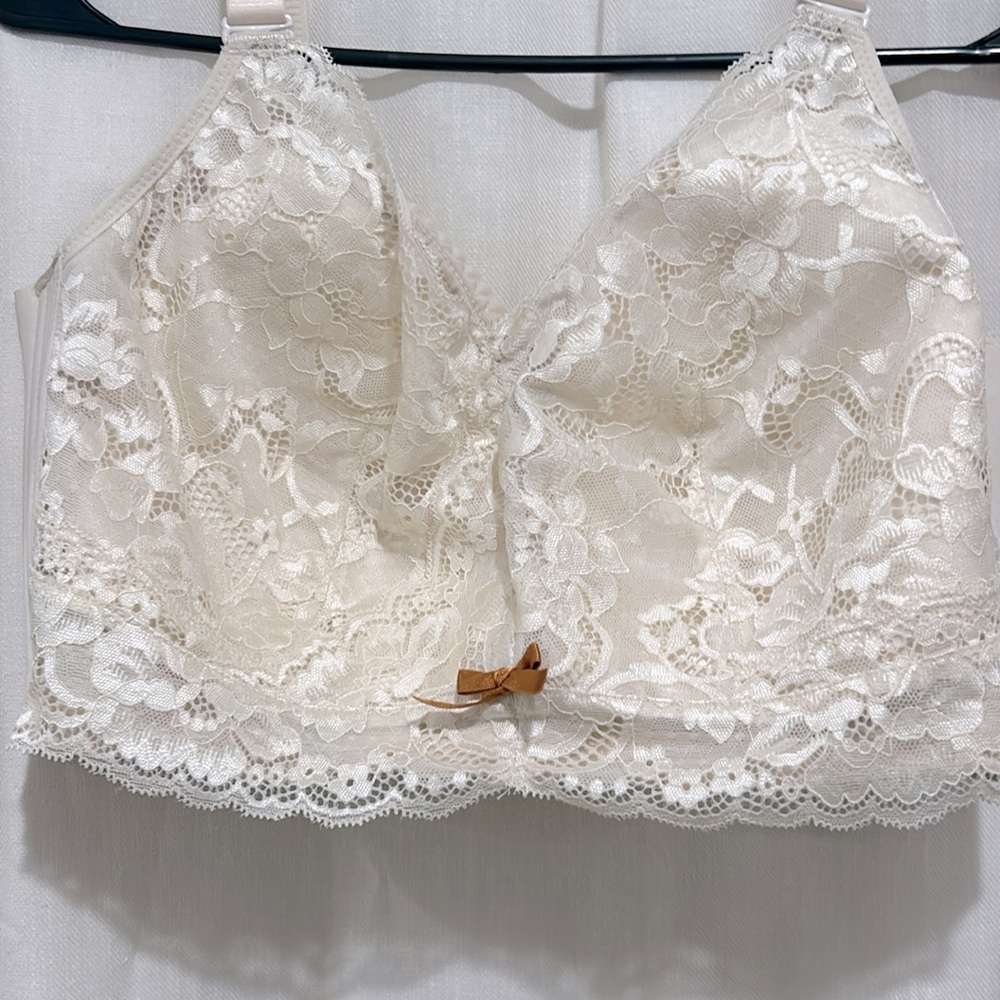 Wireless Full coverage Lace Bra
